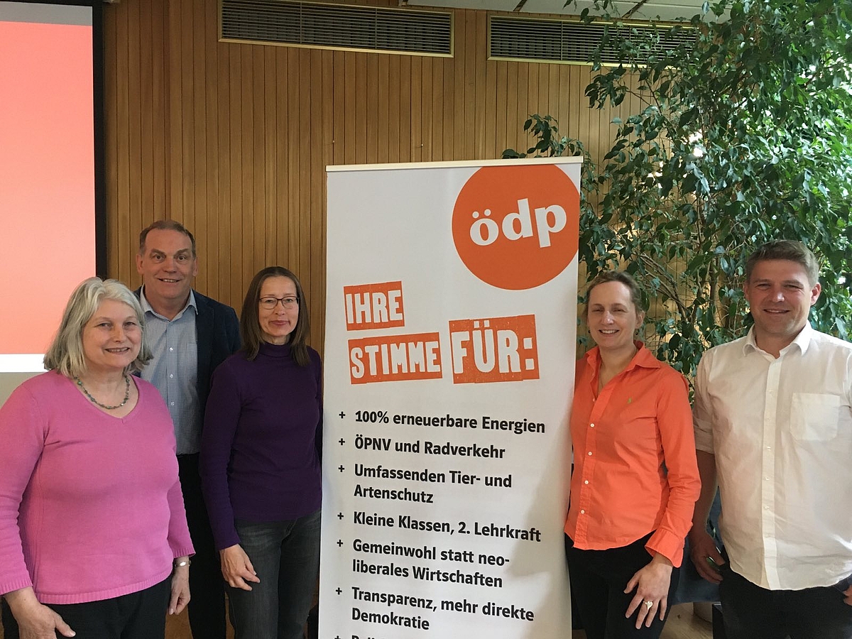 von links nach rechts: Christine Mehlo-Plath, Josef Fortner, Annemie Kirsch, Charlotte Schmid, Tobias Ruff