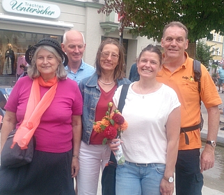 Von links nach rechts: Christine Mehlo-Plath Landtagskandidatin RO-West, Johann Hechentaler Bezirkstagskandidat RO-Ost, Agnes Becker Landesvorsitzende Bayern, Josef Fortner Landtagskandidat RO-Ost