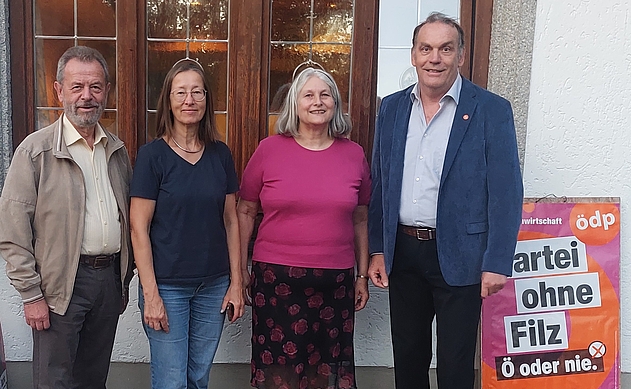 Von links nach rechts: Franz Hofmaier, Anna-Maria Kirsch, Christine Mehlo-Plath, Josef Fortner